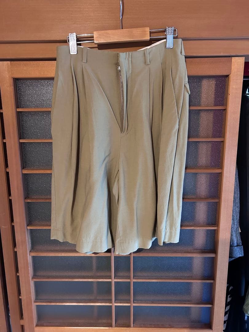 FUMIKA UCHIDA カーキ キュロット