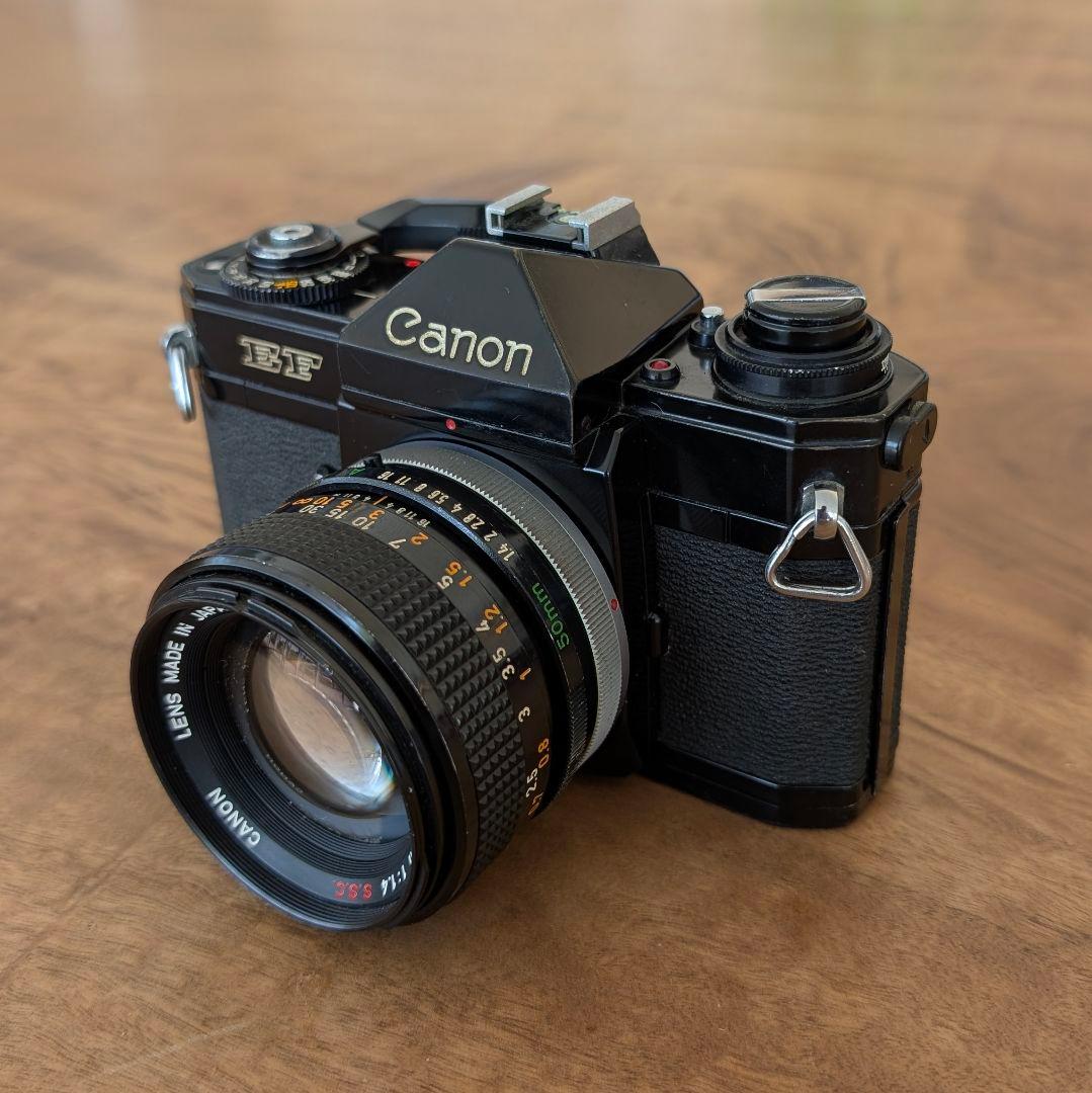 Canon EF 一眼レフカメラ 50mmレンズ付き