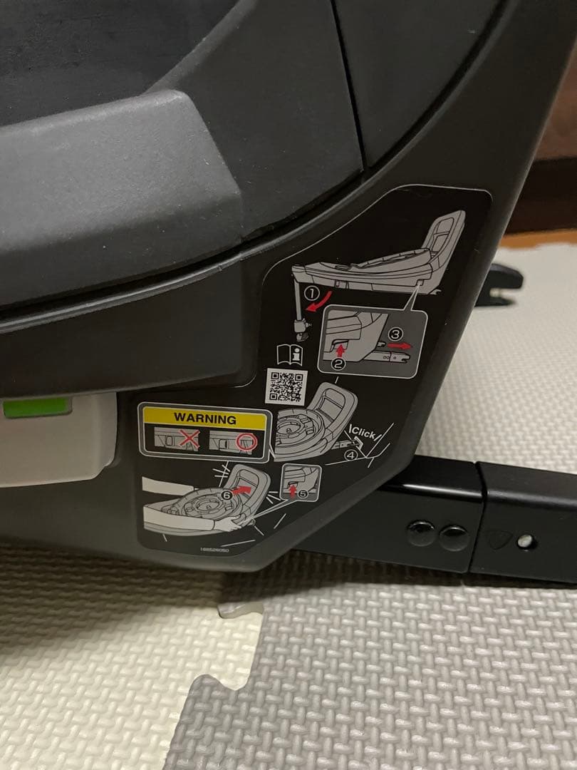 【れ】combi THESシリーズチャイルドシートネイビー回転式説明書付き