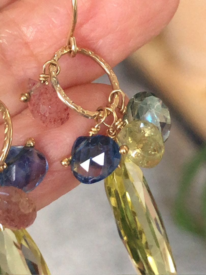 貴重agete Eva Hanusova 限定ピアス K10 大粒レモンクオーツ