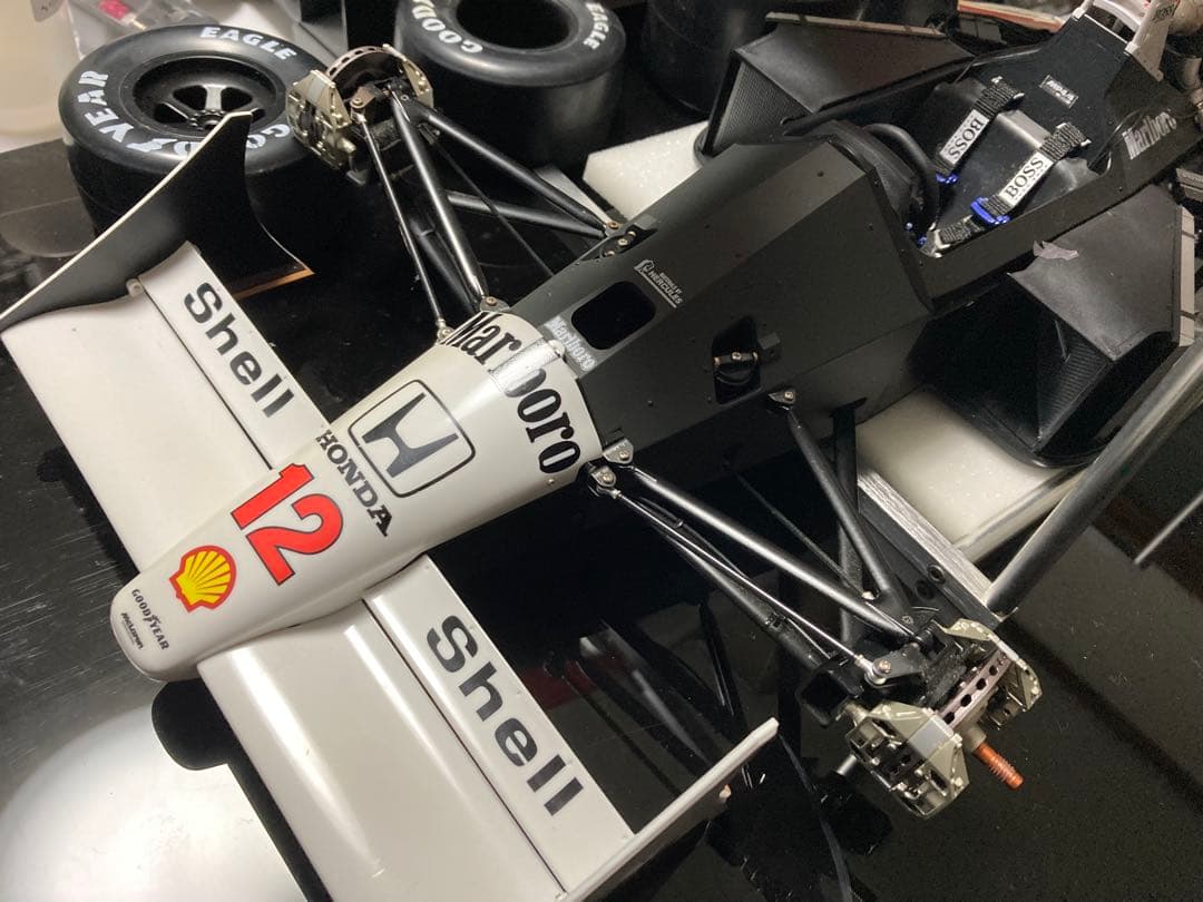 1/8 ディアゴスティーニ マクラーレン MP4/4 完成品 アイルトンセナ