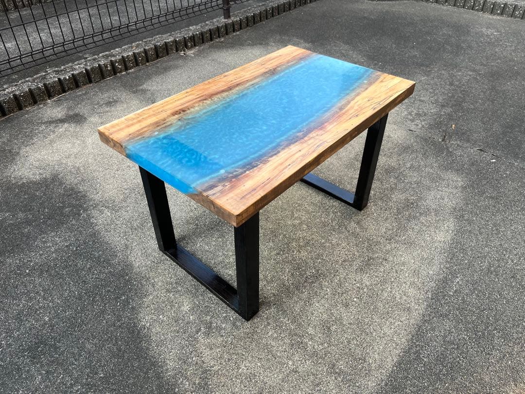 【ハンドメイド】レジンのコーヒーテーブル