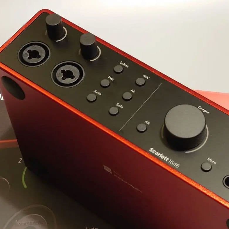 Focusrite Scarlett 16i16 4th Gen（中古美品）