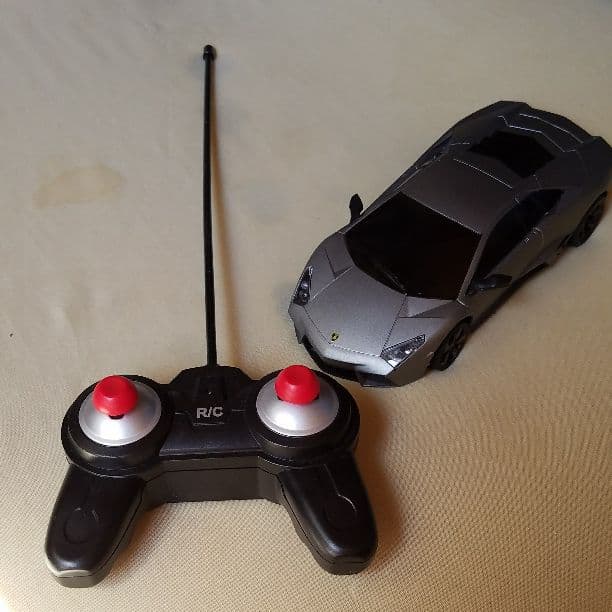 ランボルギーニ　ラジコン