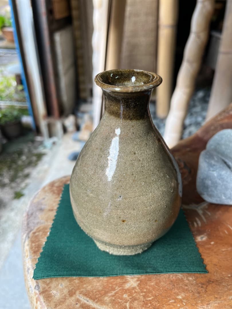 益子焼人間国宝　濱田庄司　縁黒酒器　共箱付き　※補修あり