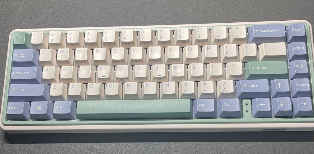 Varmilo minilo 青軸　Eucalyptus US配列