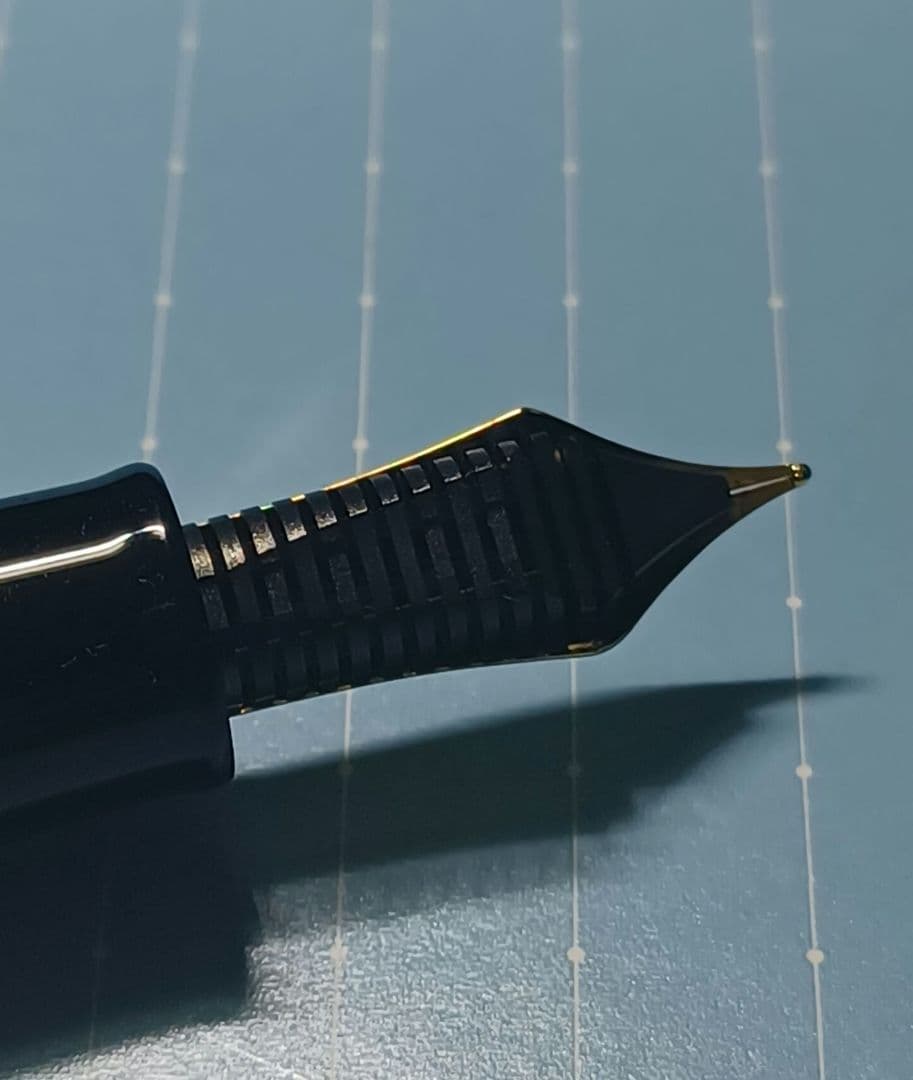 セーラー万年筆 SAILOR万年筆 源氏物語 万年筆 蒔絵 廃盤 若紫 M