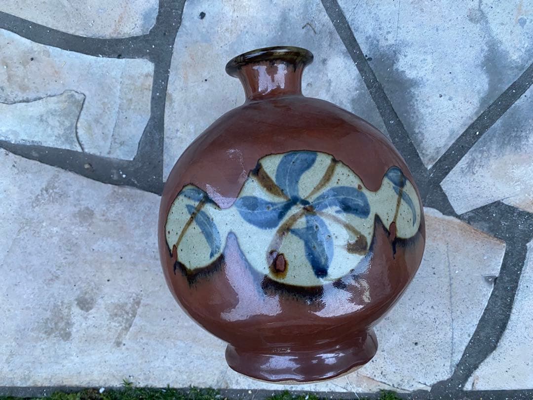 【花瓶】　手描き 花模様が素敵