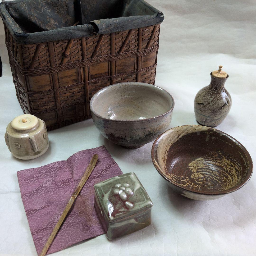 【未完の茶籠】