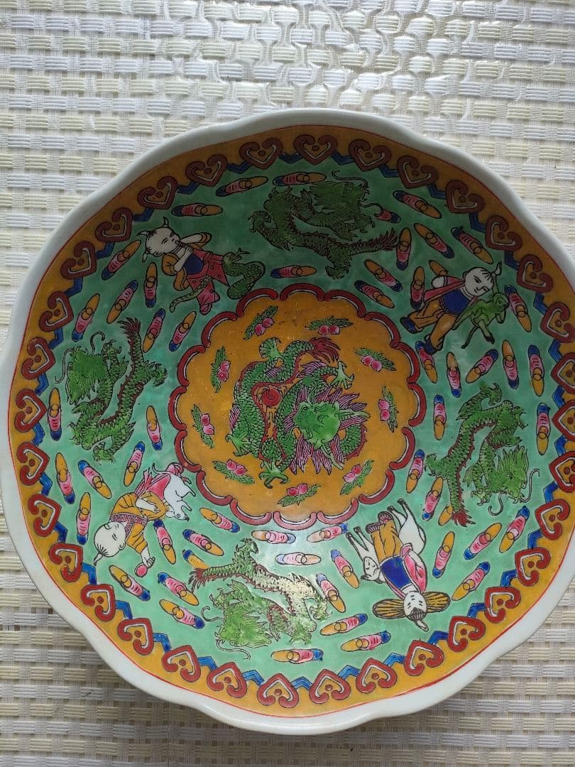 ●中国アンティーク 内側緑　小物入れ 彩色 磁器 骨董 骨董品 置物