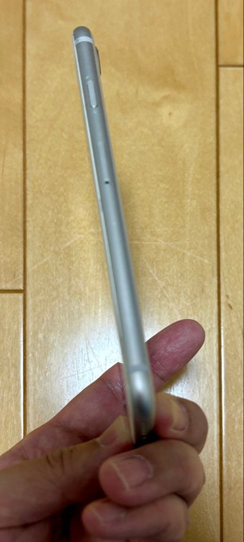 携帯電話本体 iPhone 8