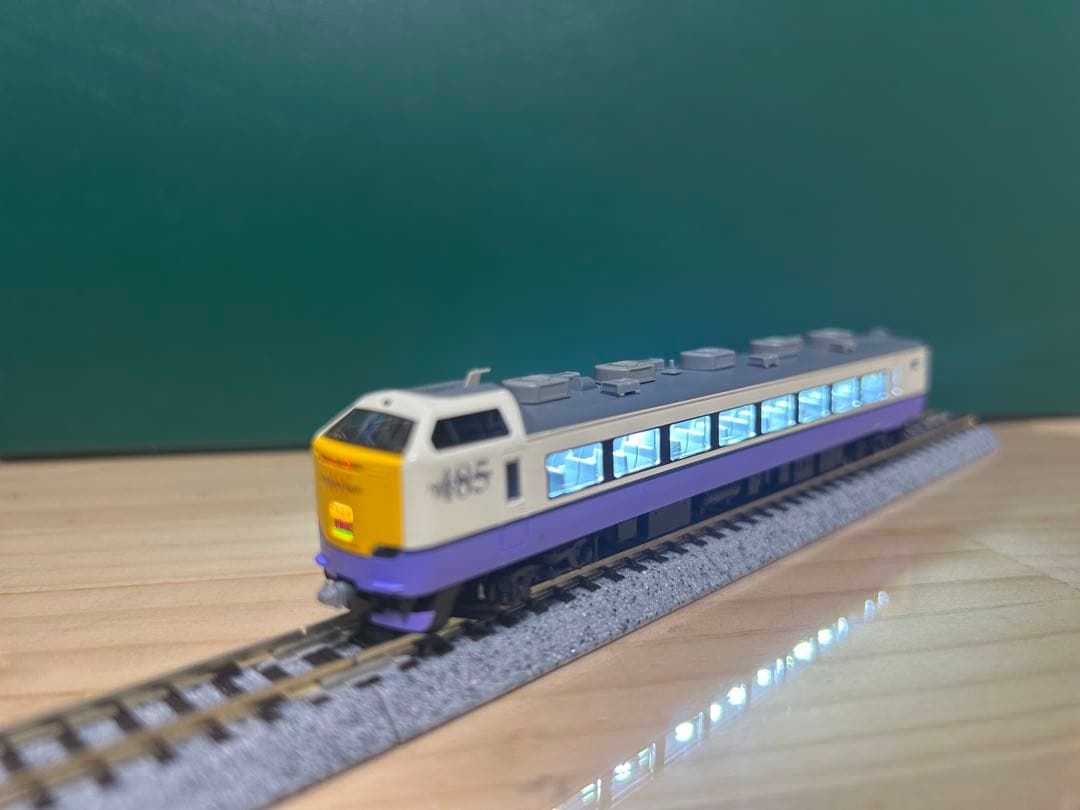 TOMIX JR 485-3000系特急電車(はつかり)基本４両＋増結2両セット