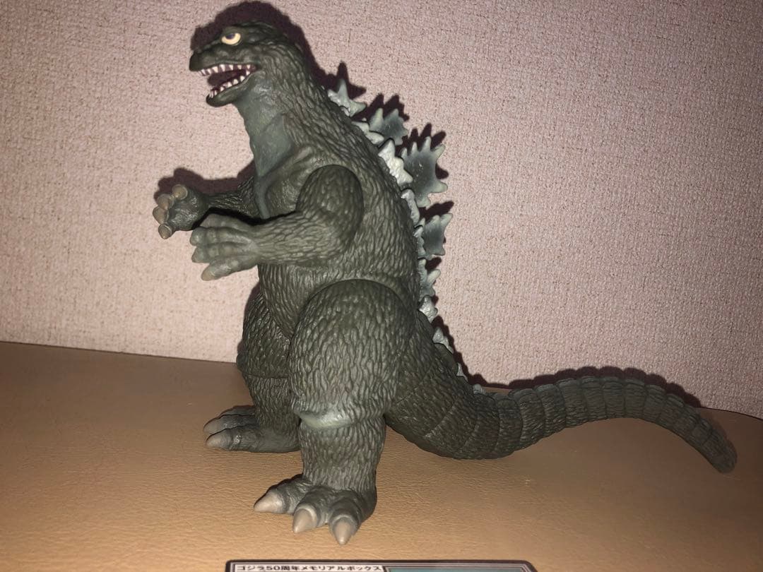 キンゴジフィギュア★50周年メモリアルボックス　限定版　ゴジラ1962