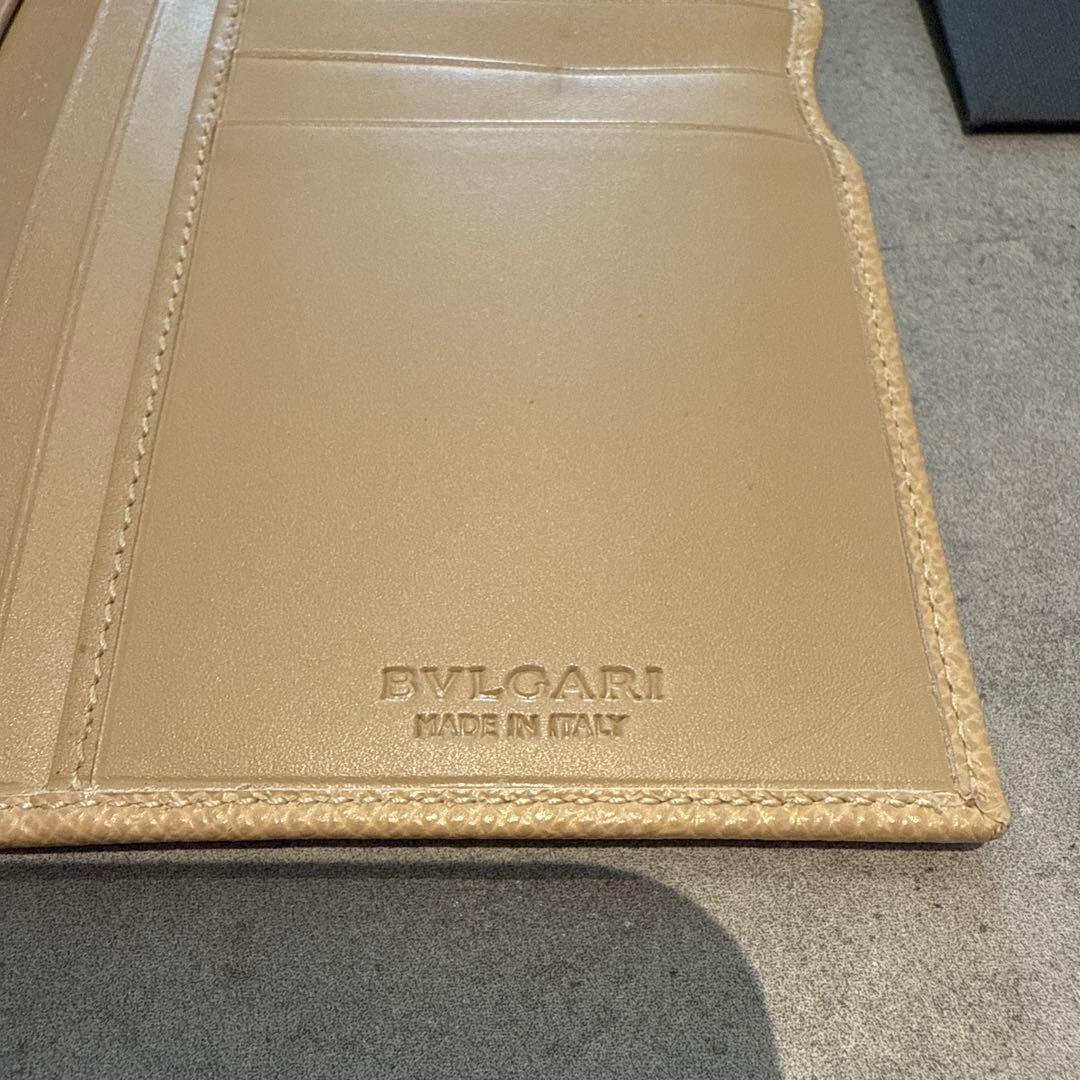 【美品】ブルガリ 長財布 ベージュ 上品 格安レア ロゴクリップ シルバー