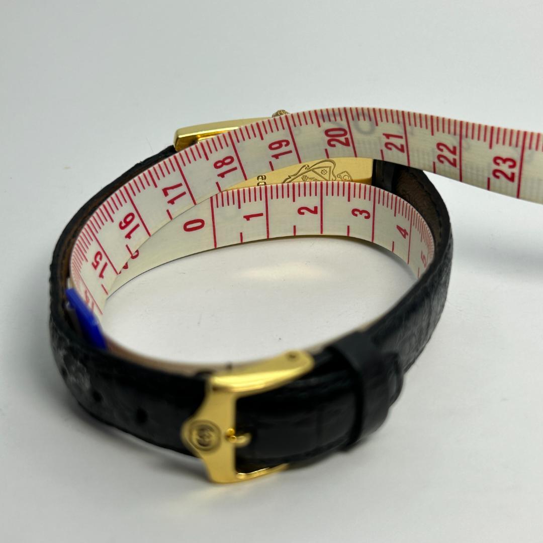 【人気】GUCCI グッチ 2600M レクタンギュラー ブラック文字盤 メンズ