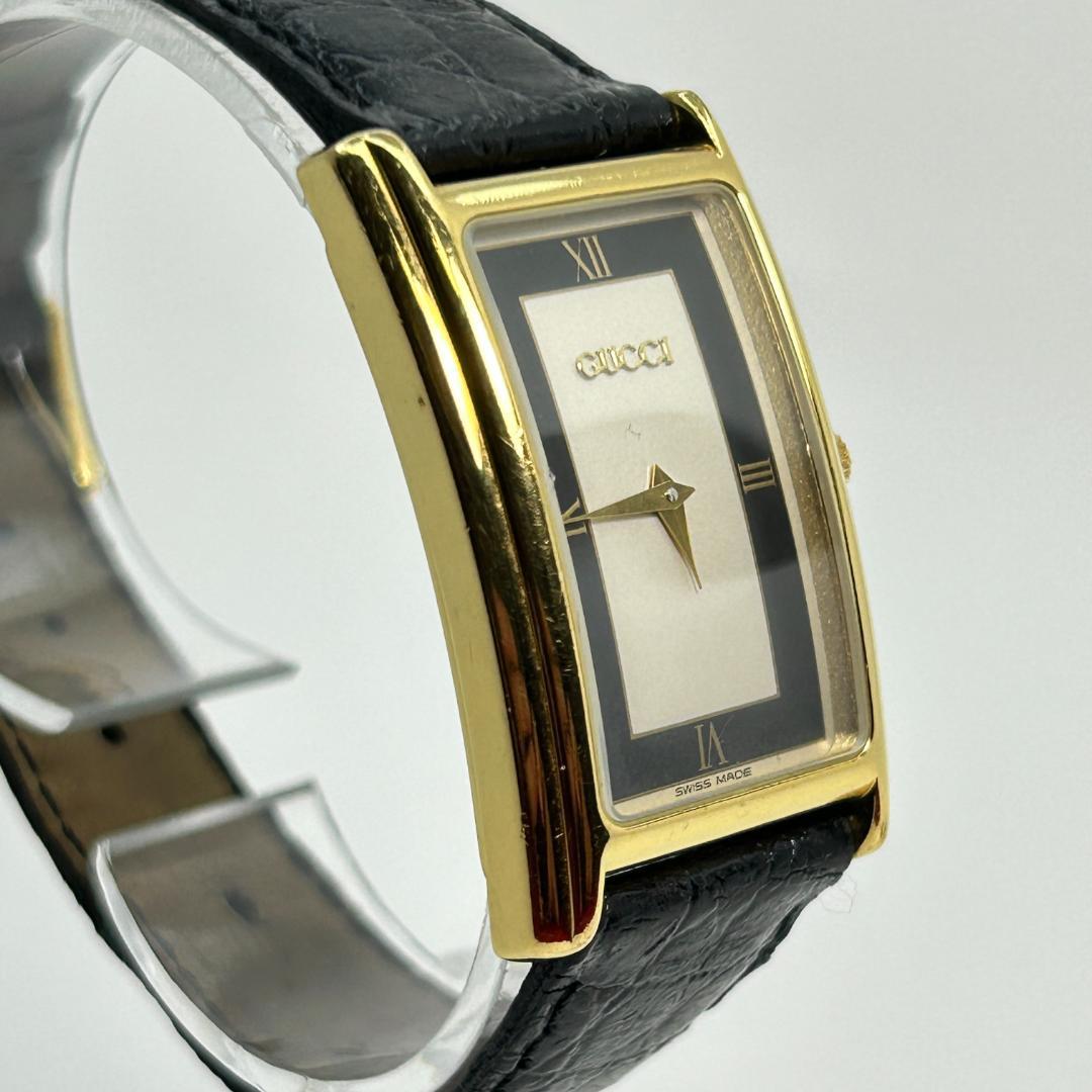 【人気】GUCCI グッチ 2600M レクタンギュラー ブラック文字盤 メンズ