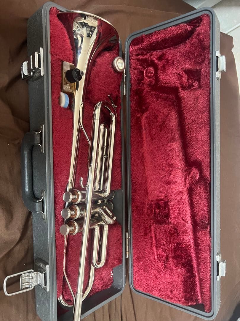 ヤマハ　トランペット　YTR-136 中古
