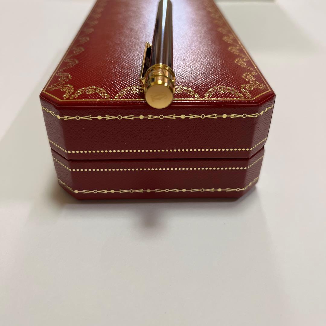 未使用　カルティエ　ボールペン　ボルドー