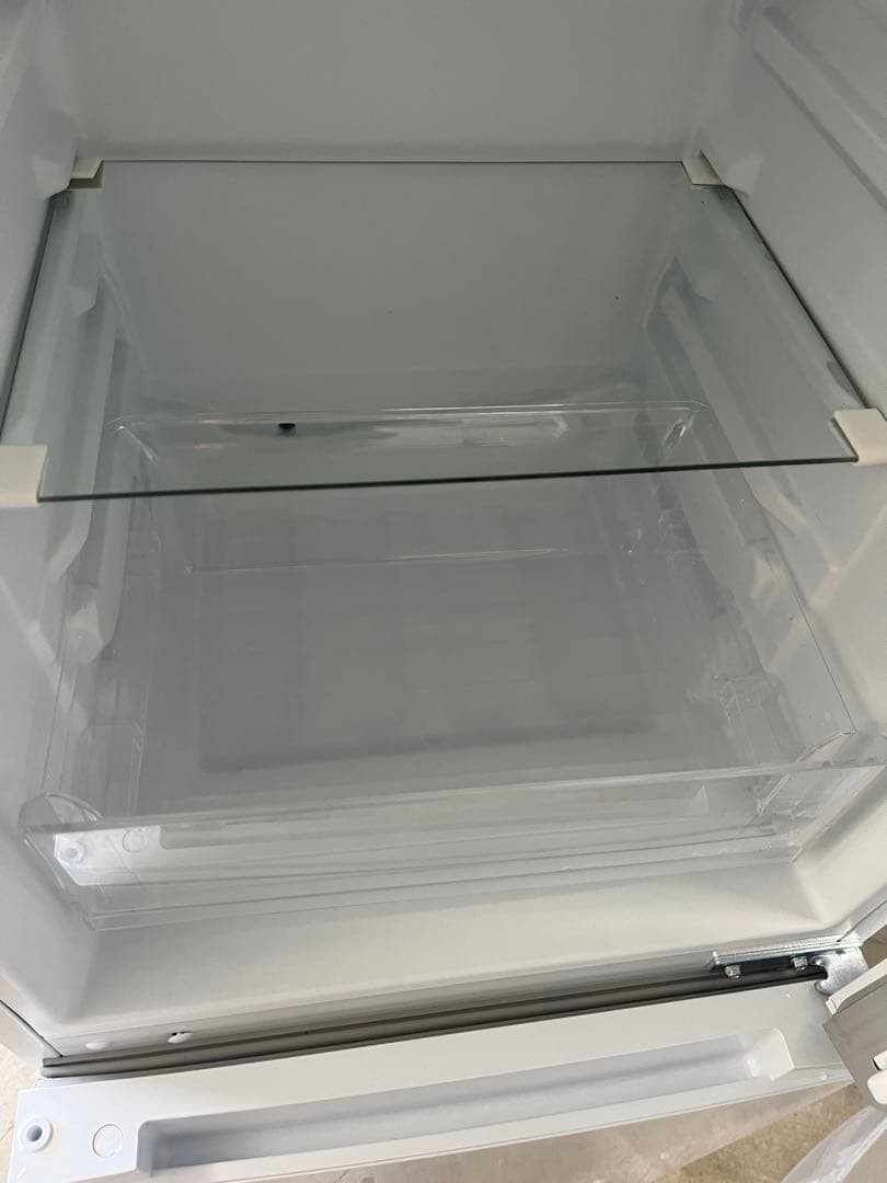 Comfee　冷凍冷蔵庫　174L　RCB169WH1JP　2024年製T