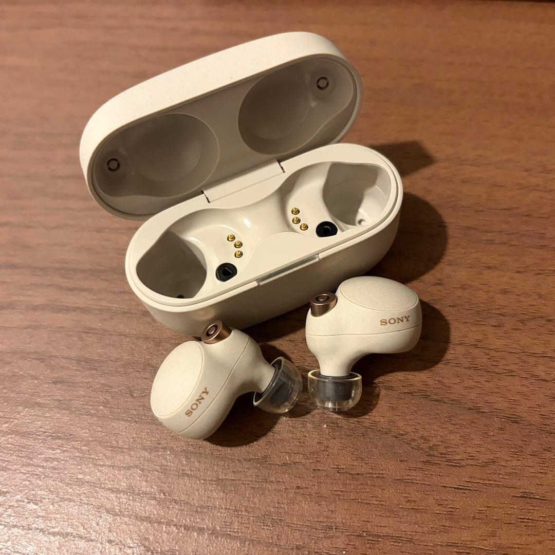 SONY WF-1000XM4 プラチナシルバー 中古