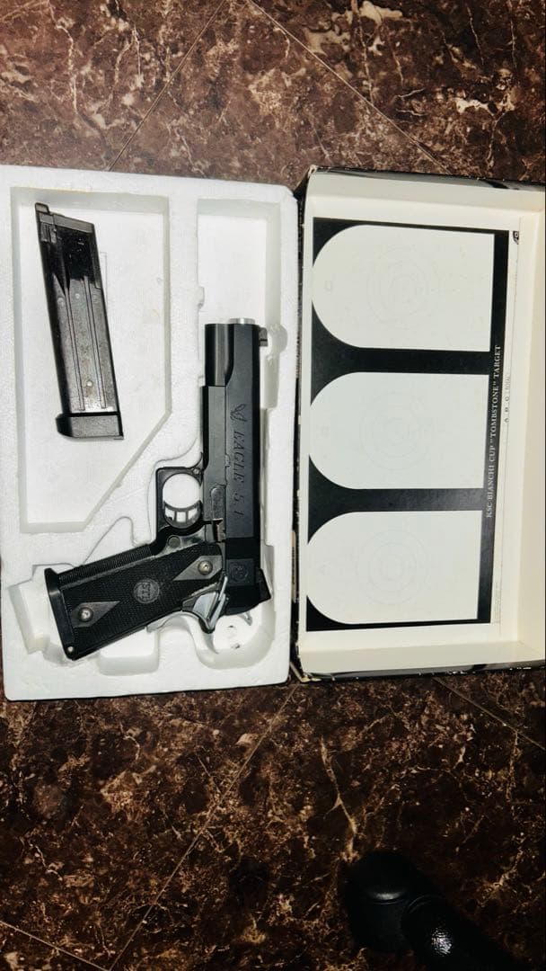 東京マルイ　モデルガン