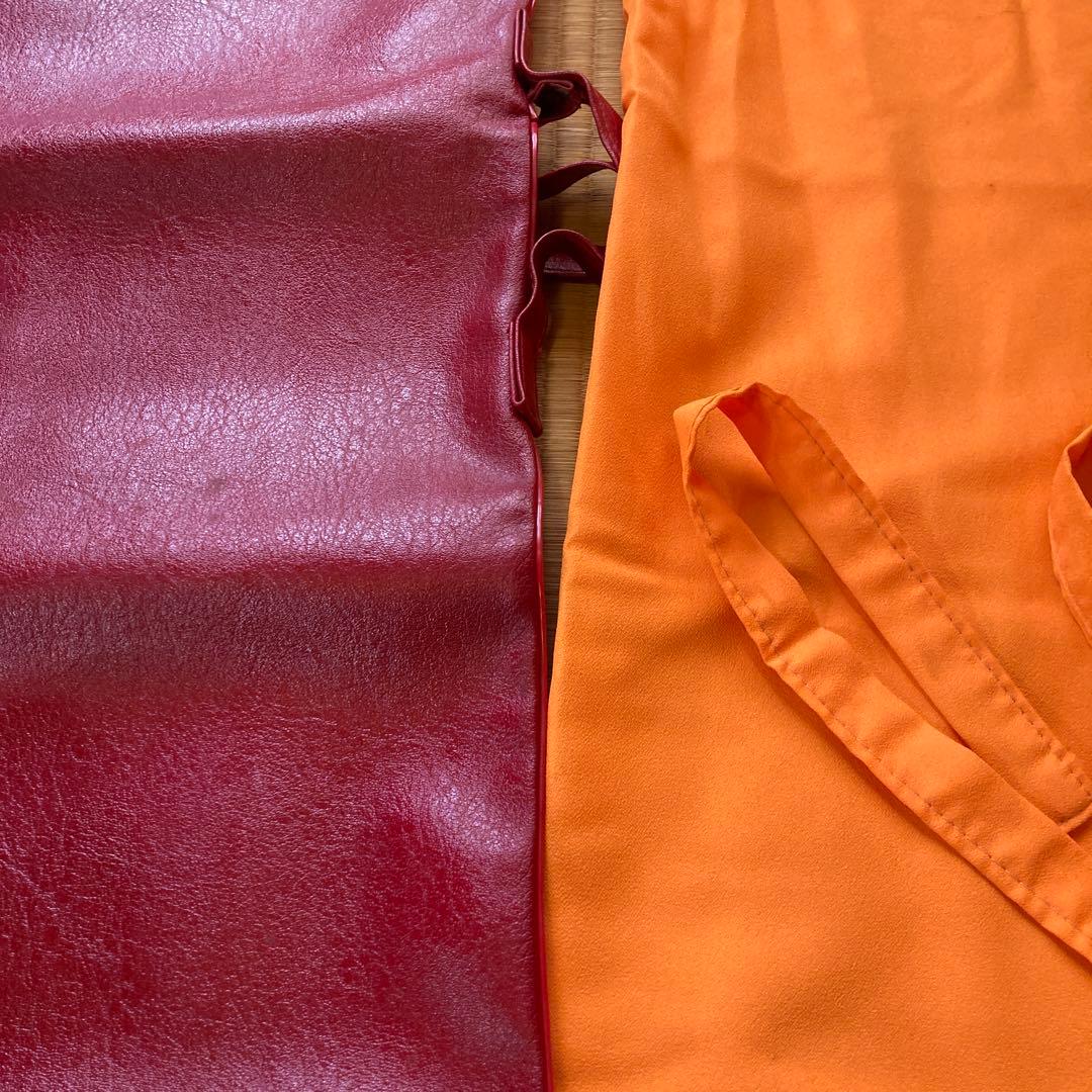 三味線1棹と収納用長袋、三味線の￼ソフトケース及び三味線2丁立箱1箱の4点セット