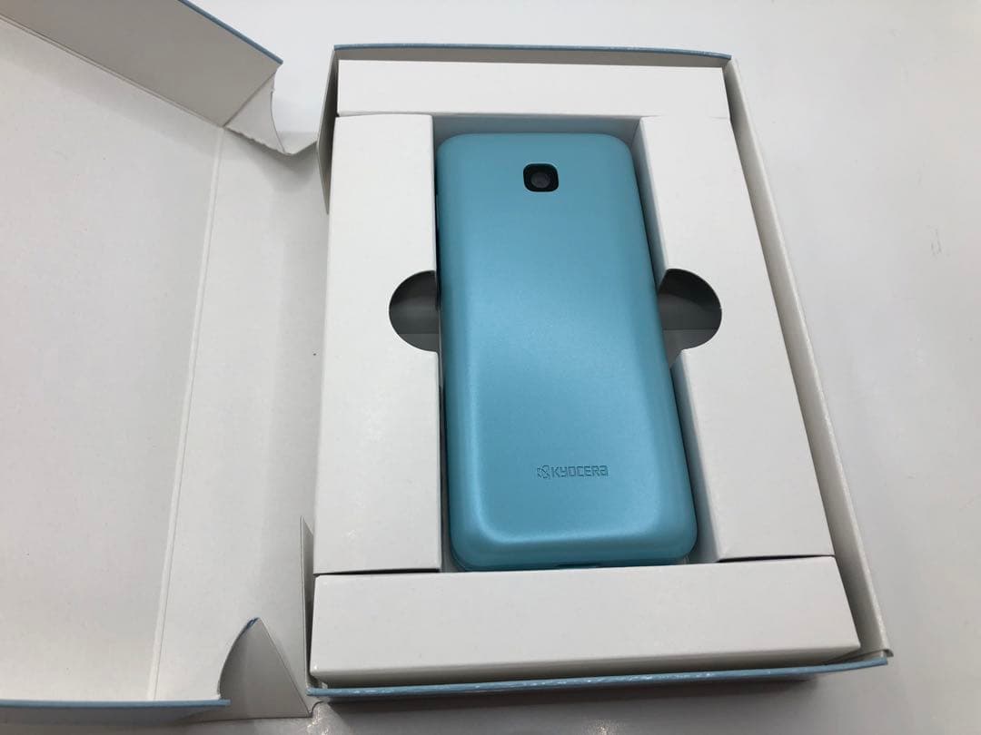 au　GRATINA KYF42 　ライトブルー　4G ガラケー　☆未使用☆