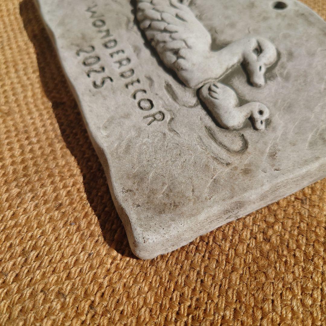 ワンダーデコール　イヤープレート　2025