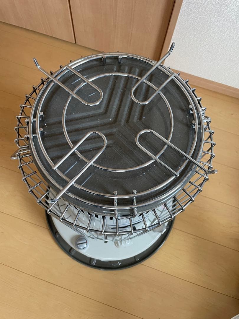 toyotomi ホワイトクリーン　KS-67H 自然通気形開放式石油ストーブ