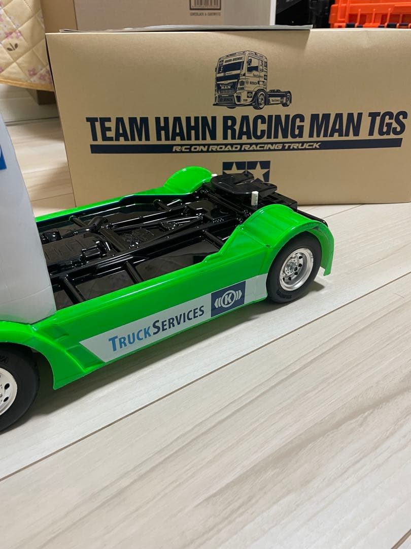 タミヤ ラジコン　TT-02 ホワイトシャーシ　MANトラックボディメカ付き