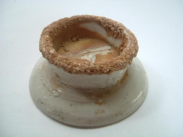 盃台■李朝 粉引 白釉 古い時代物の祭器 高台皿 砂高台 酒器 骨董品 希少■