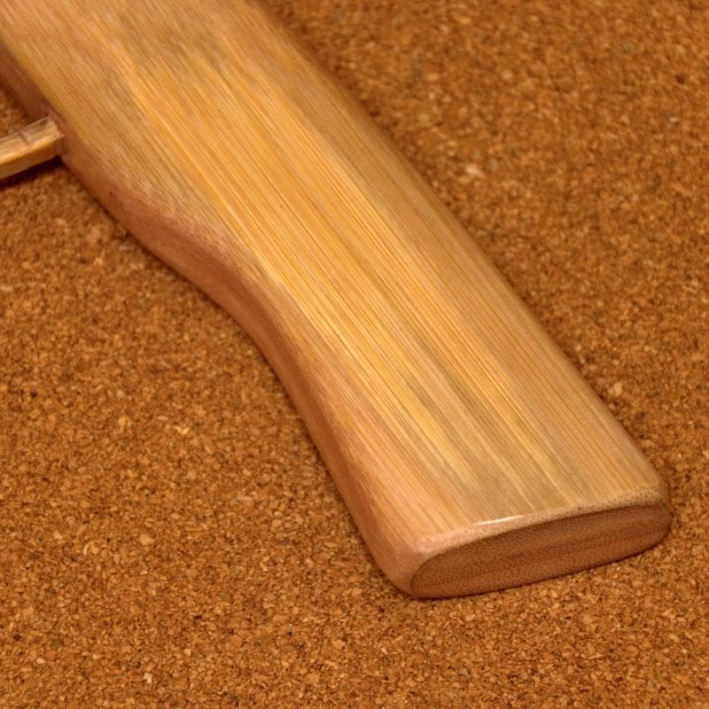 ゴム鉄砲　手作り　DIY　竹材　拳銃　ピストル木彫り