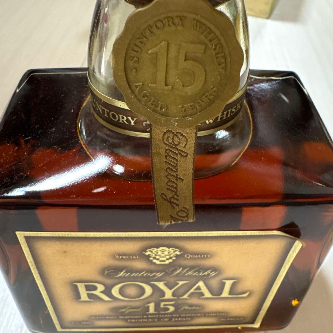 ユウ240様　サントリーウイスキー ローヤル 15年 ゴールドラベル 750ml