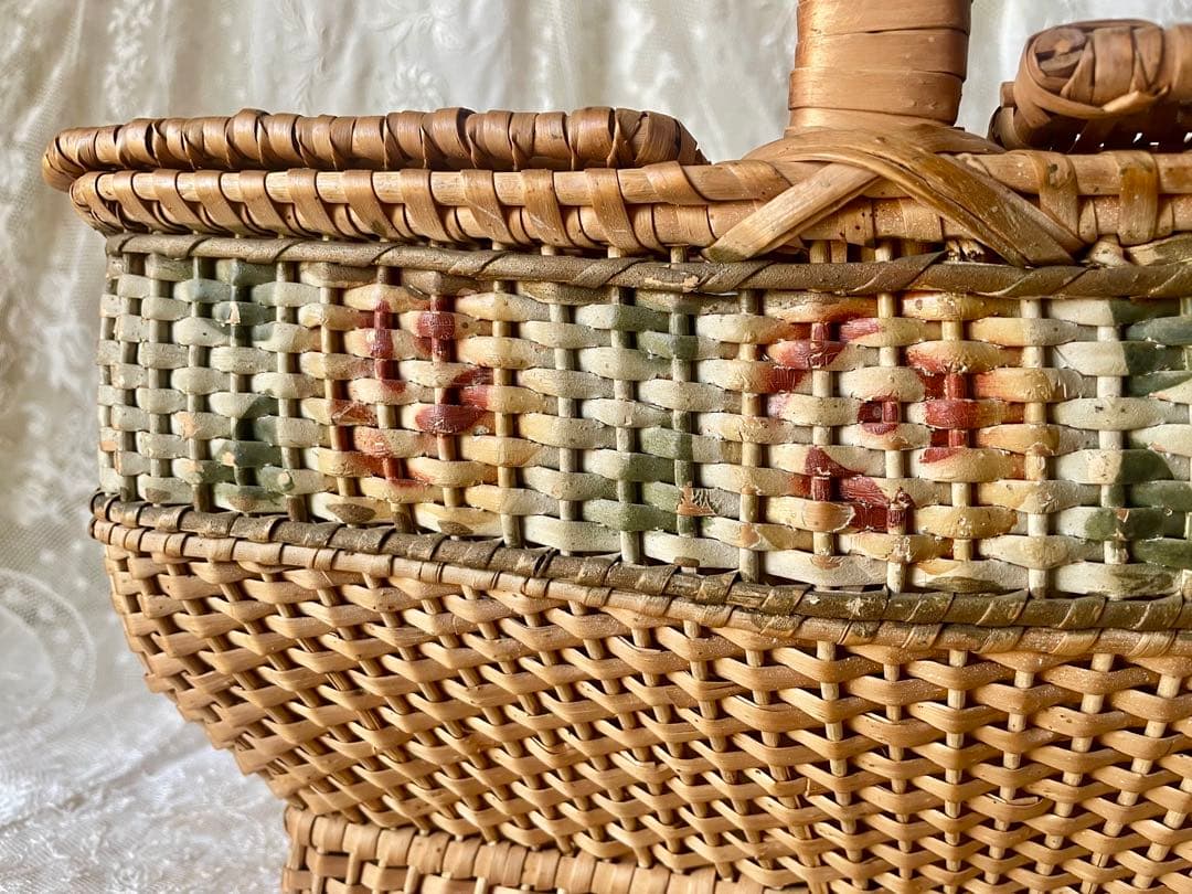ローズパニエ大　バラペイント蓋付きバスケット　フランスアンティーク　かご　カゴ籠