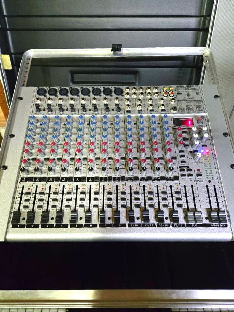 EURORACK UB2222FX-PRO❰美品❱ SKBハードケース　セット