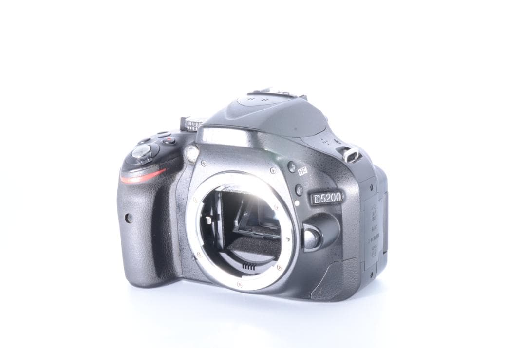 ニコン Nikon D5200 ボディ デジタル一眼レフカメラ 本体