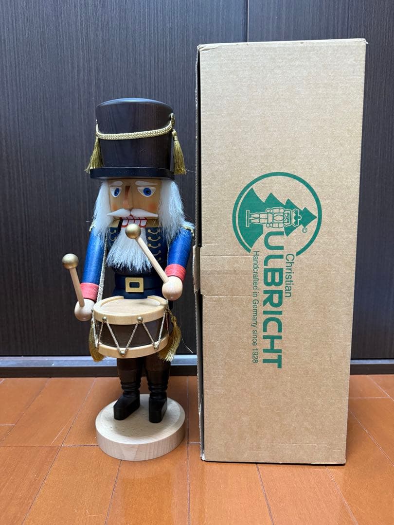 クリスチャンウルビリヒト　くるみ割り人形　青ドラマー