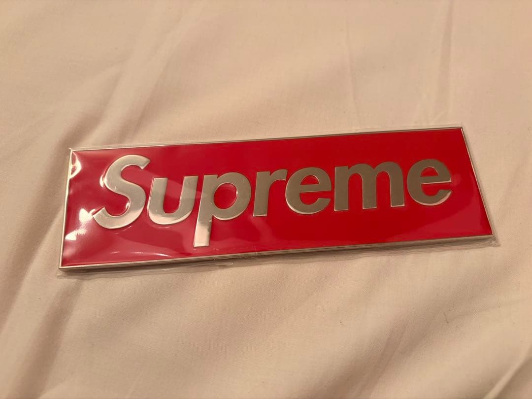 Supreme Box Logo Car Emblem ボックスロゴエンブレム赤