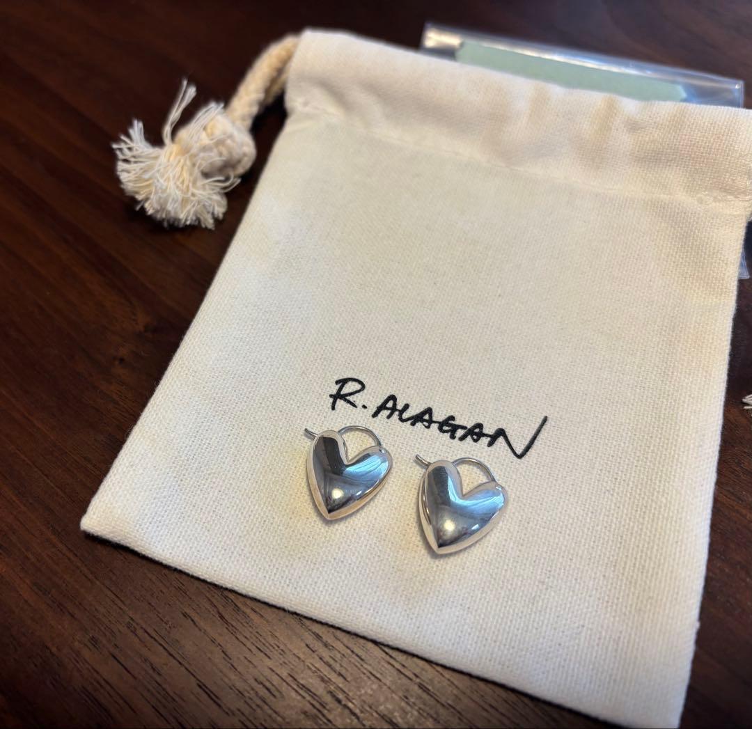 r ∆ 　R.Alagan Tiny puffy heart hoops