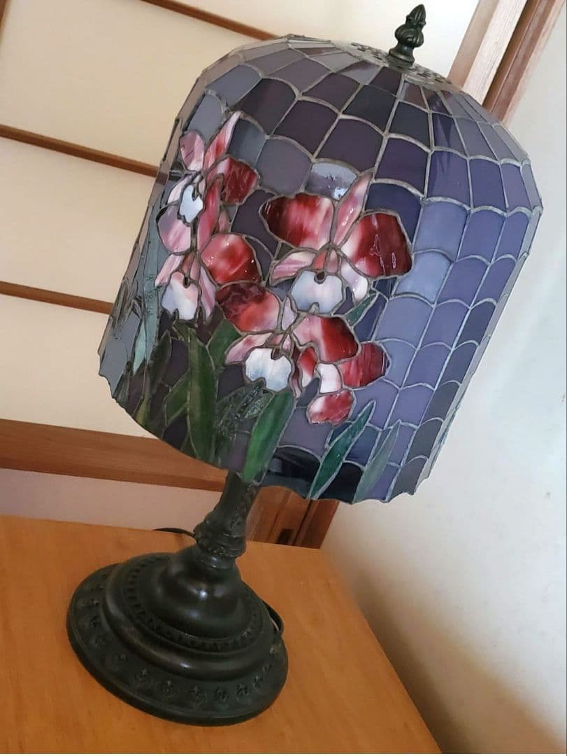 【美色＊】ステンドグラスランプ　カトレア　蘭　大きめ　照明器具　インテリア