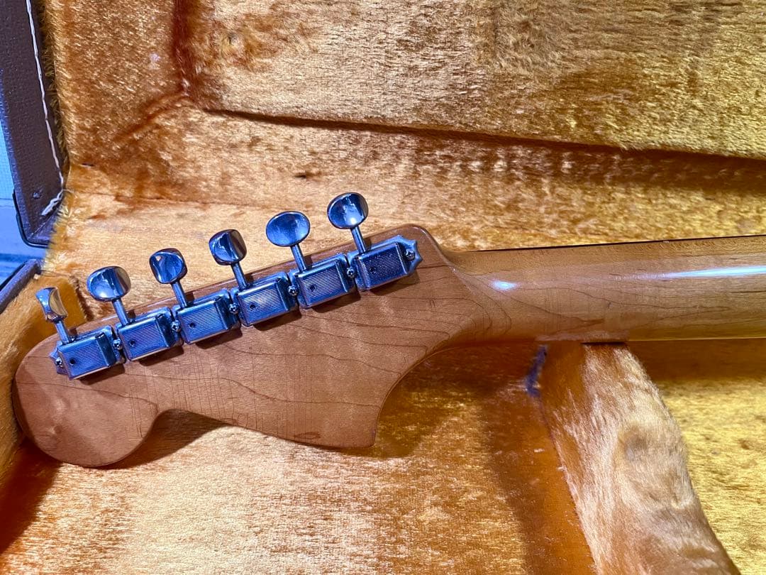 ギター Fender USA American Vintage 62 Jaguar