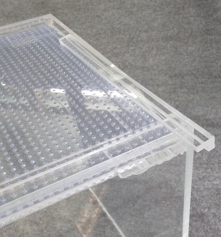 アクリルケージ