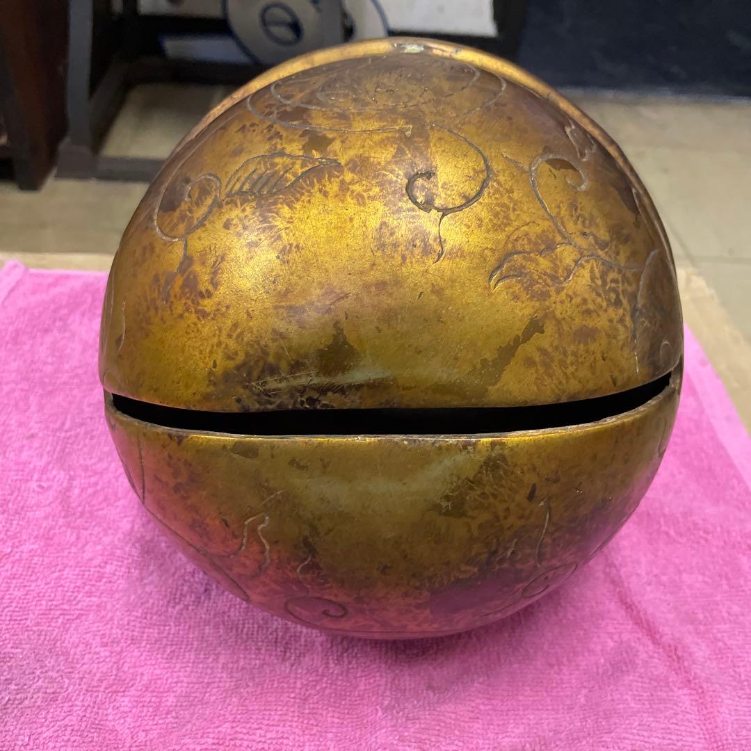 大きい鈴　元禄元年　東照宮