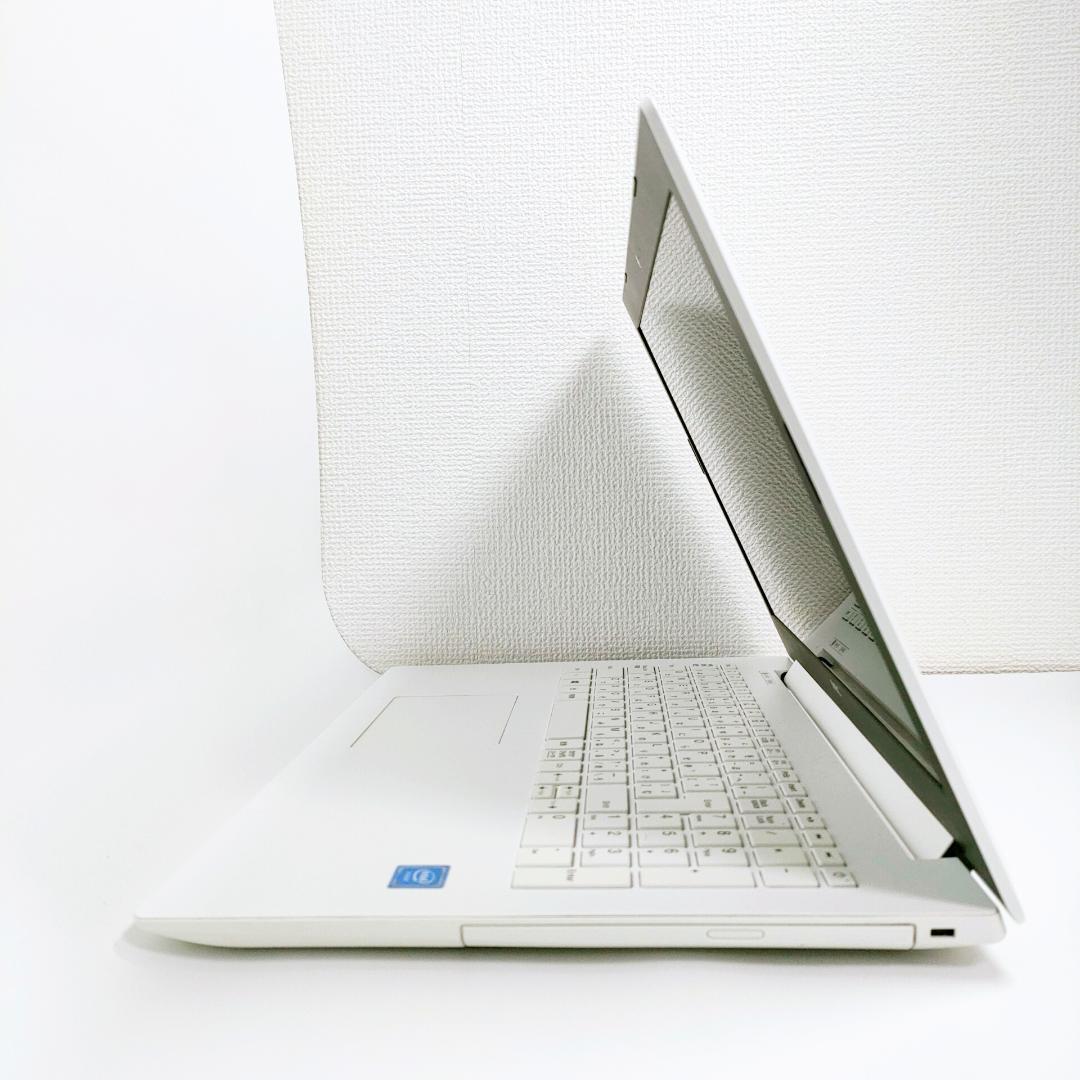 第8世代✨️NEC/SSD/Windows11/カメラ付きノートパソコン/DVD