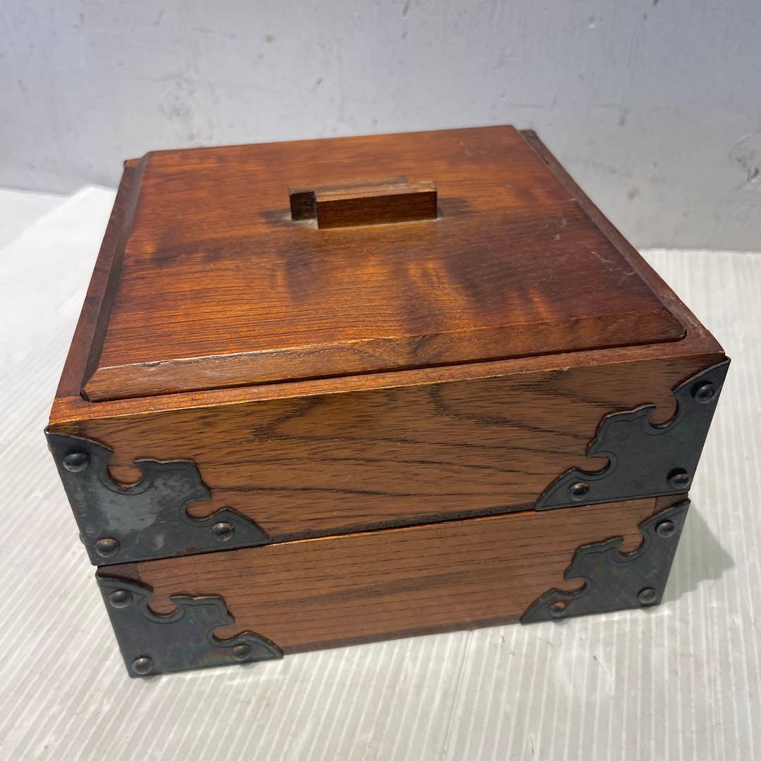 希少　古民具・骨董　立派な金具が印象的な硯箱(小引き出し、小箱、小物入れ、木箱)
