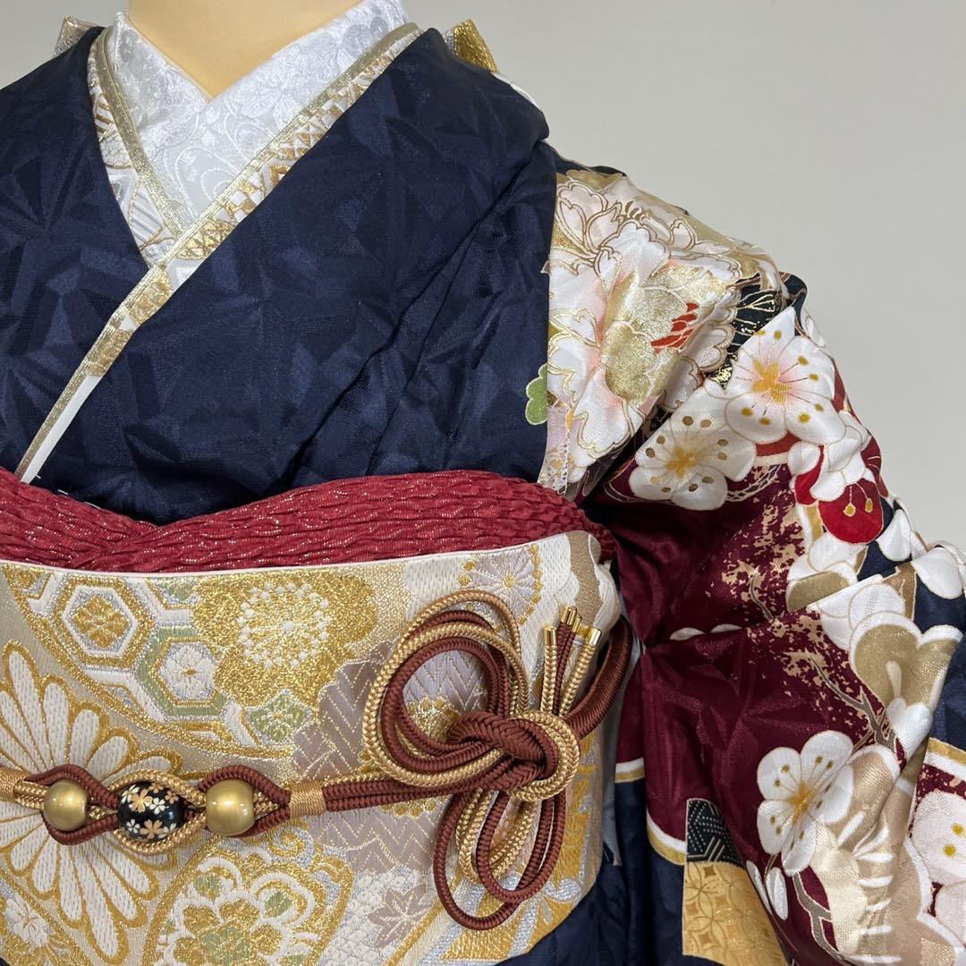 紺地の上品な金彩古典ひ振袖フルセット