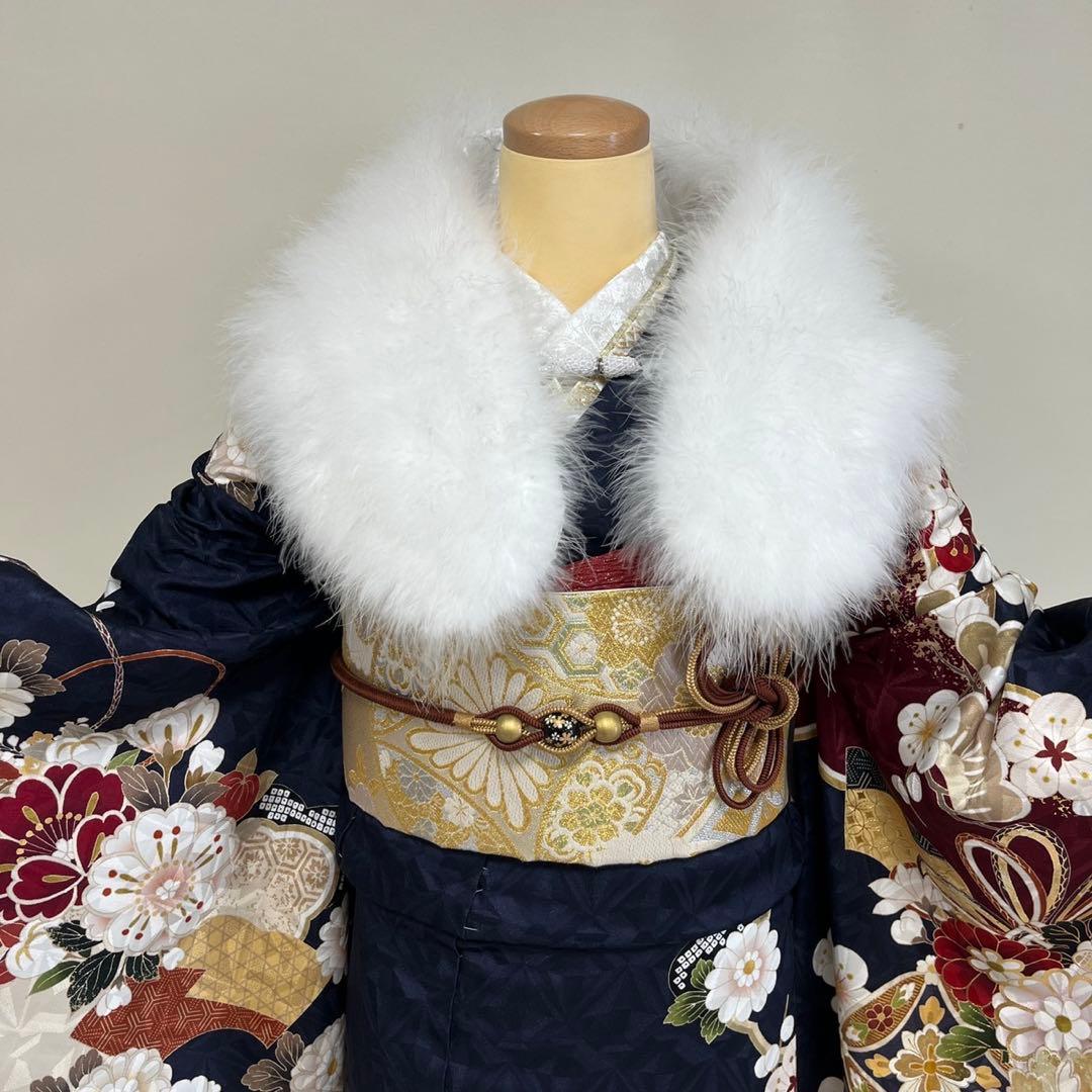 紺地の上品な金彩古典ひ振袖フルセット