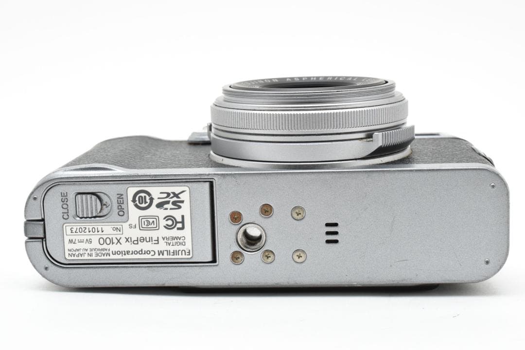 Fujifilm X100 シルバー フジフイルム 動作未確認 ジャンク