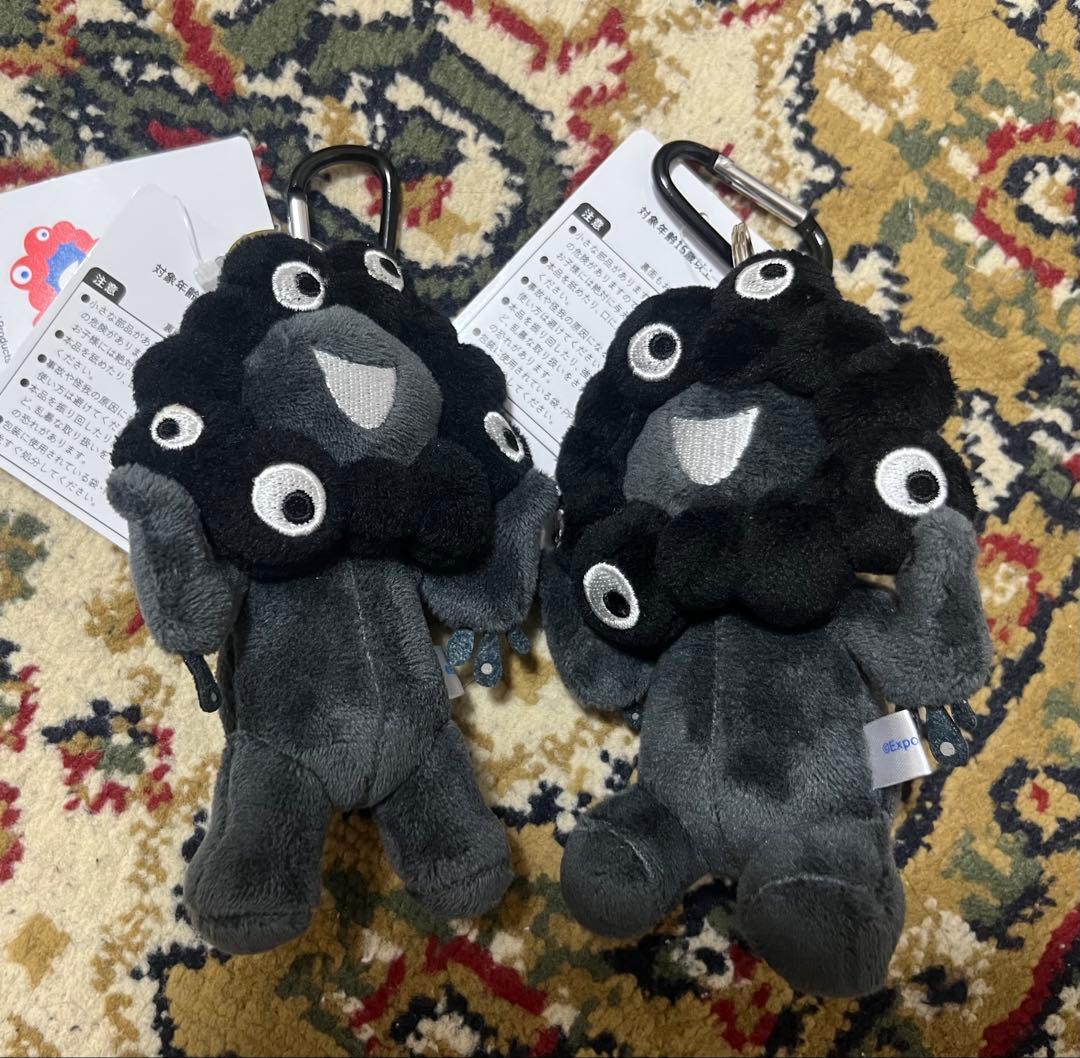 お顔厳選⭐️大阪万博 黒ミャクミャク カラビナ付きマスコット 立ち お座り セット