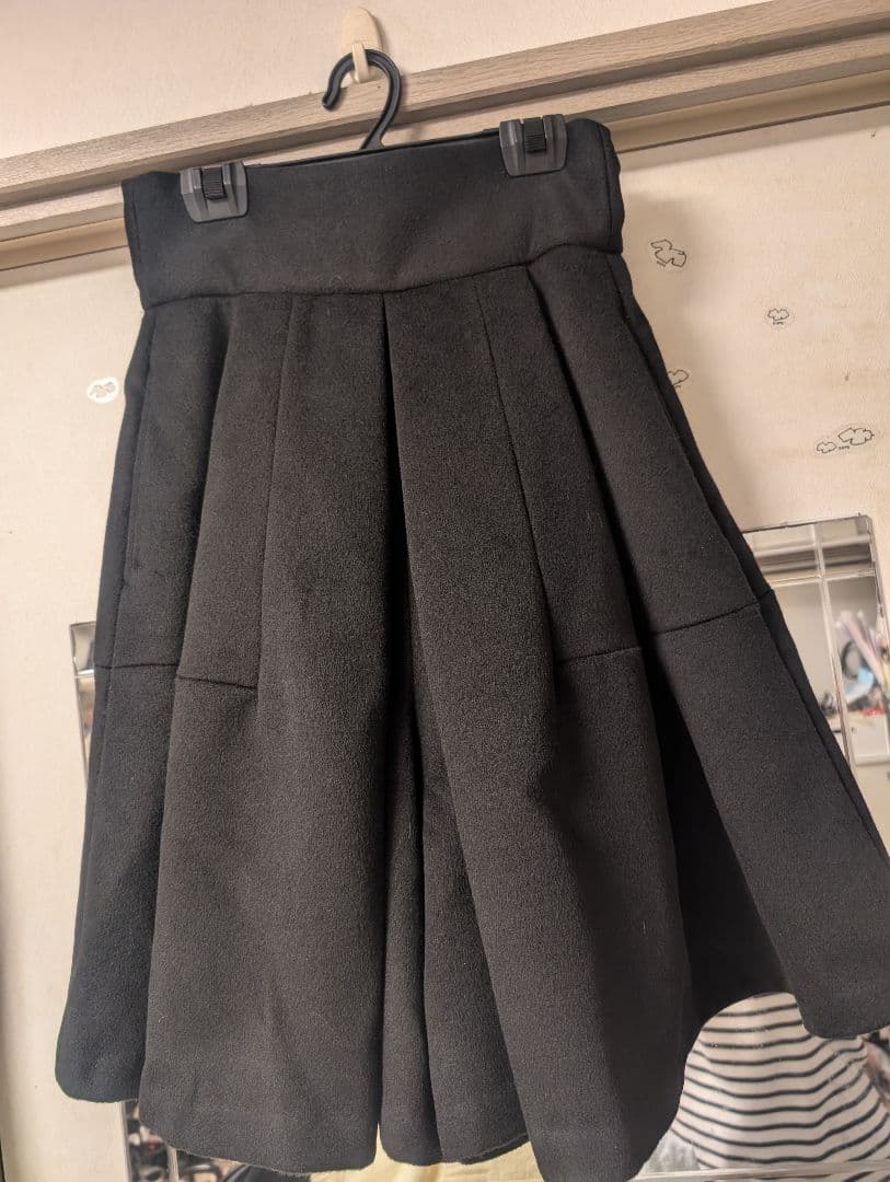 セブンテン　ハイウエストフレアキュロット　ブラック　M